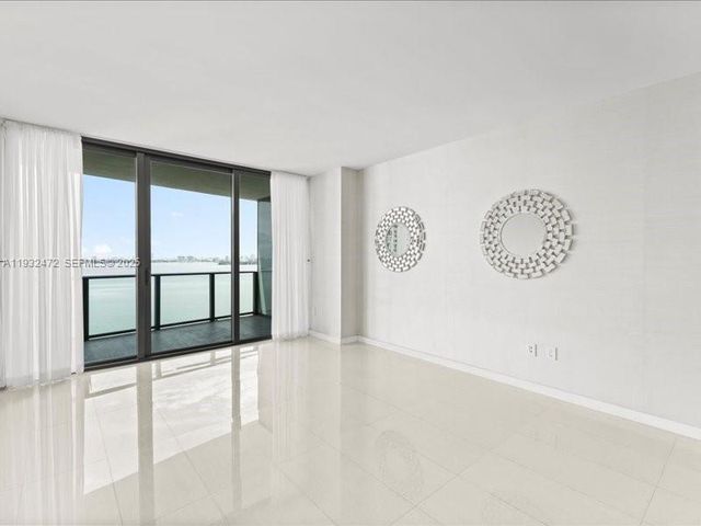 460 NE 28th St 2203, Miami, FL 33137