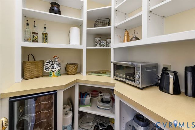 2730 Live Oak Ln, Midlothian, VA 23113