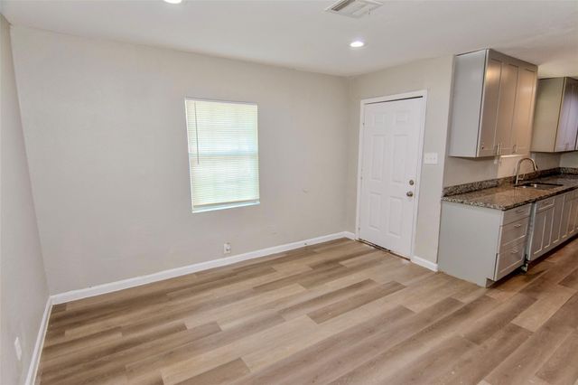 904 Mobile Drive, Pasadena, TX 77506