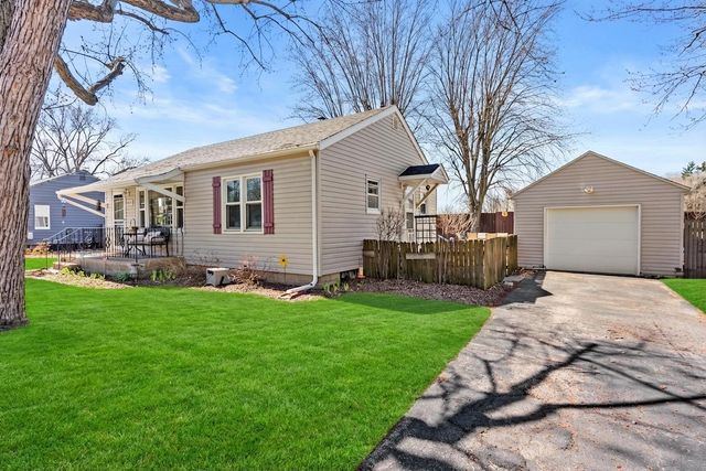 113 Burnside Court, Michigan City, IN 46360