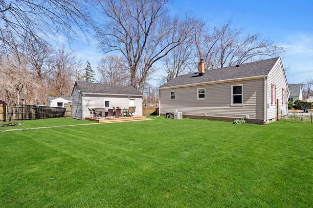 113 Burnside Court, Michigan City, IN 46360