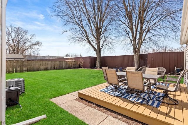 113 Burnside Court, Michigan City, IN 46360