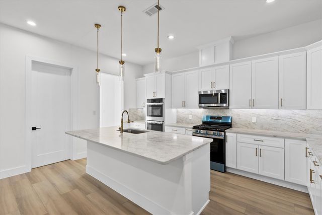 2703 Stonecrest Drive, Sherman, TX 75092