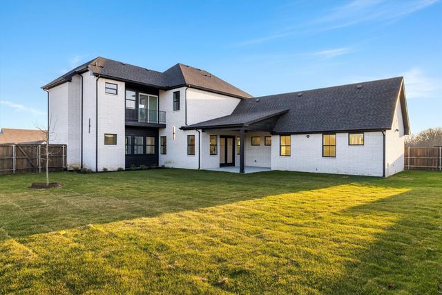 2703 Stonecrest Drive, Sherman, TX 75092