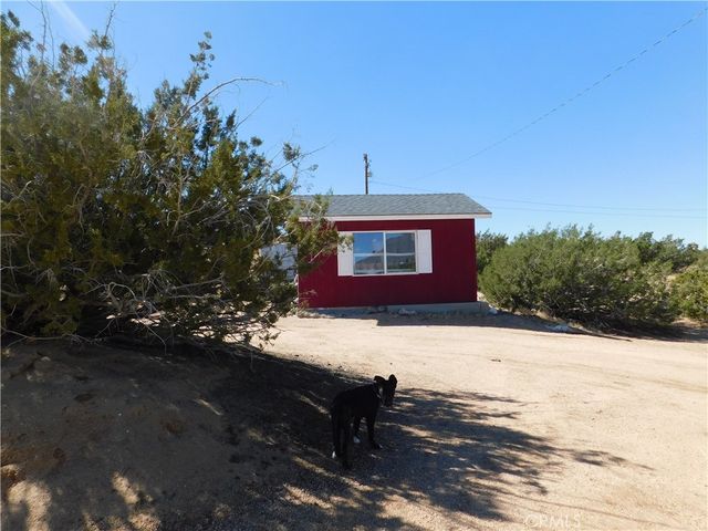 8934 Japatul Road, Apple Valley, CA 92308