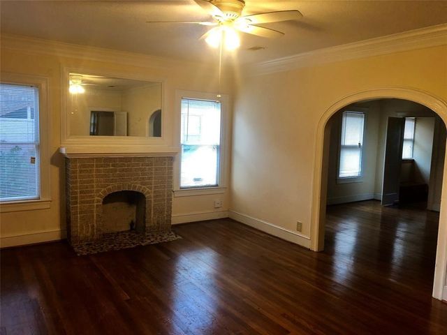 2701 Barbee Street, Houston, TX 77004