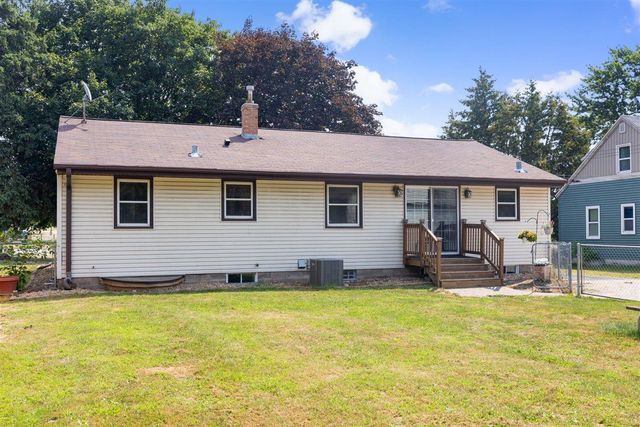 1733 White Bear Avenue N, Maplewood, MN 55109