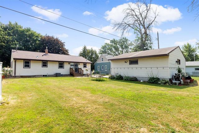 1733 White Bear Avenue N, Maplewood, MN 55109