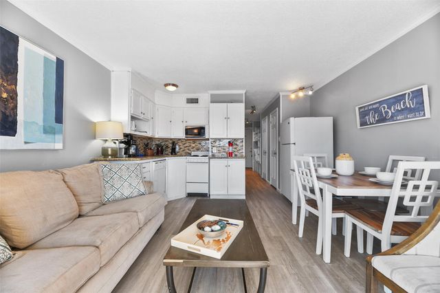 6102 Seawall Boulevard 294, Galveston, TX 77551