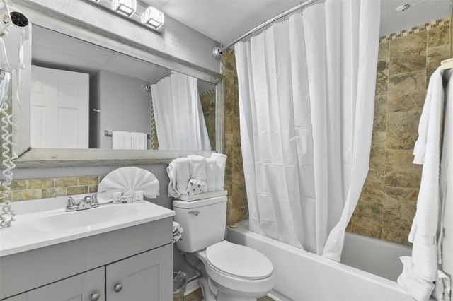 6102 Seawall Boulevard 294, Galveston, TX 77551