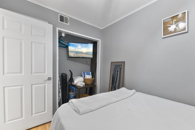 6102 Seawall Boulevard 294, Galveston, TX 77551