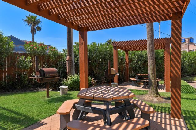 6102 Seawall Boulevard 294, Galveston, TX 77551