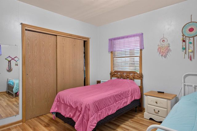 1126 W 6th Avenue, Oshkosh, WI 54902