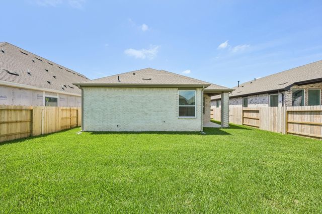 13222 Valley Orchard, Tomball, TX 77375