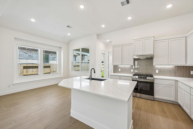 13222 Valley Orchard, Tomball, TX 77375