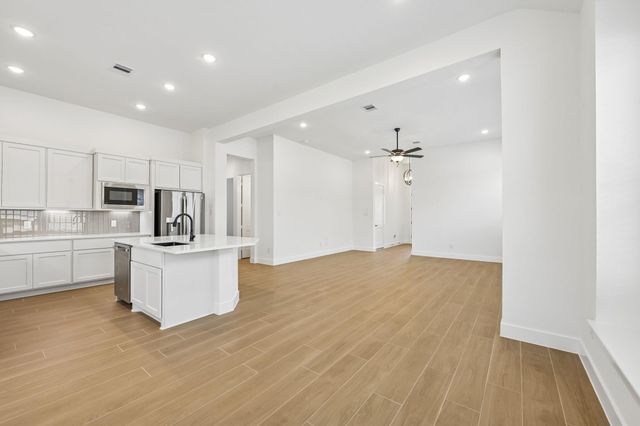 13222 Valley Orchard, Tomball, TX 77375