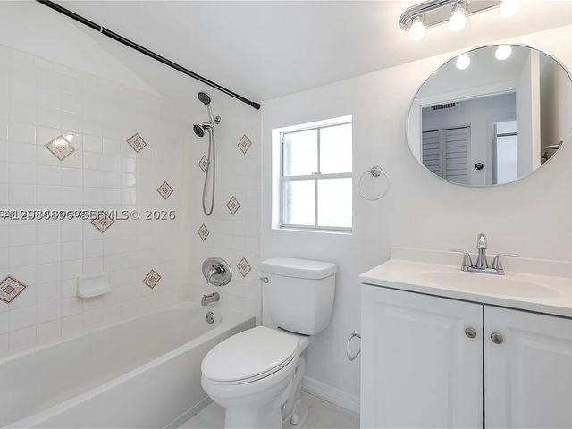 5800 Rambler Rose Way, West Palm Beach, FL 33415