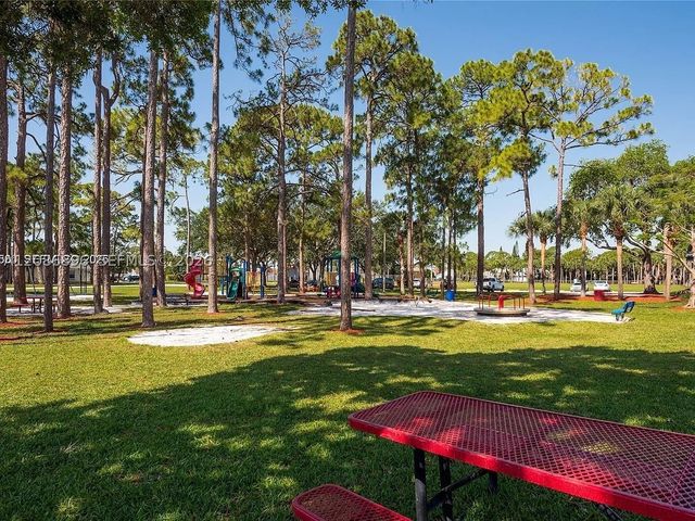 5800 Rambler Rose Way, West Palm Beach, FL 33415