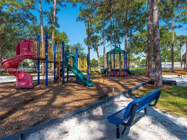 5800 Rambler Rose Way, West Palm Beach, FL 33415