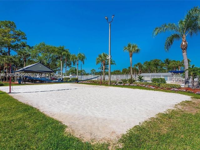 5800 Rambler Rose Way, West Palm Beach, FL 33415