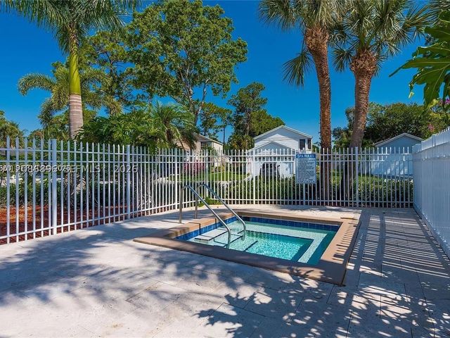 5800 Rambler Rose Way, West Palm Beach, FL 33415