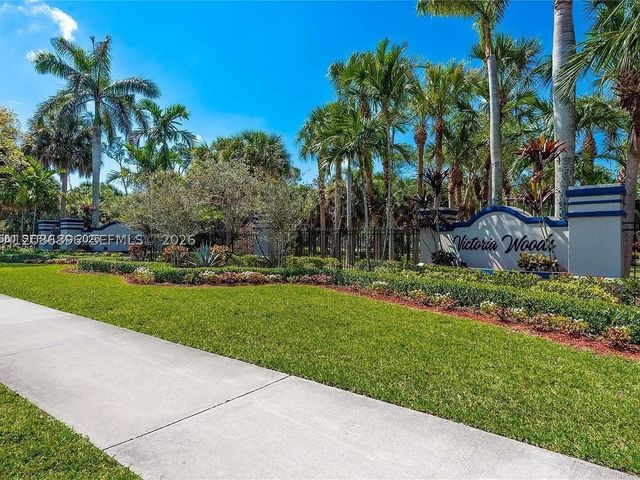 5800 Rambler Rose Way, West Palm Beach, FL 33415