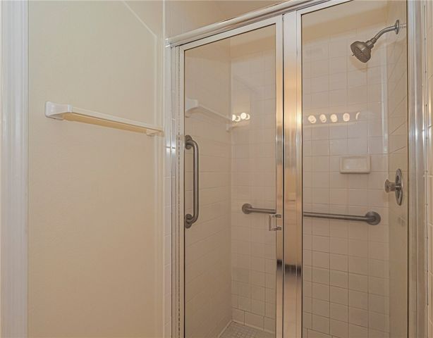 221 Park Shores Circle 221E, Vero Beach, FL 32963