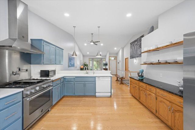 13310 Glenhaven Court, Apple Valley, MN 55124