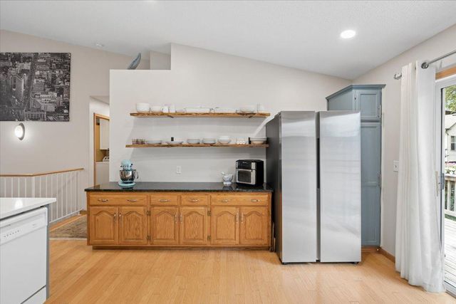 13310 Glenhaven Court, Apple Valley, MN 55124