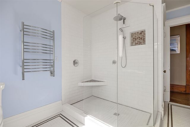 619 N Linn St., Iowa City, IA 52245