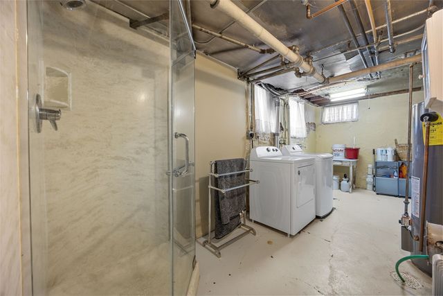 619 N Linn St., Iowa City, IA 52245