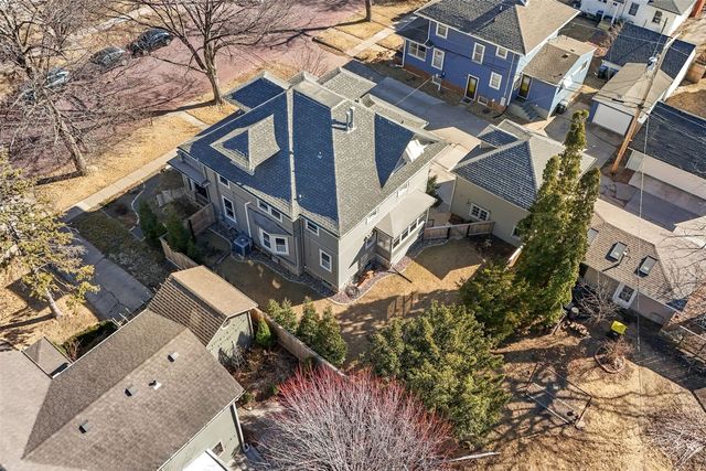 619 N Linn St., Iowa City, IA 52245