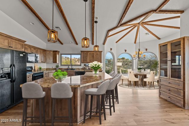 1526 W CHEROKEE Lane, Wickenburg, AZ 85390