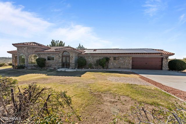 1526 W CHEROKEE Lane, Wickenburg, AZ 85390