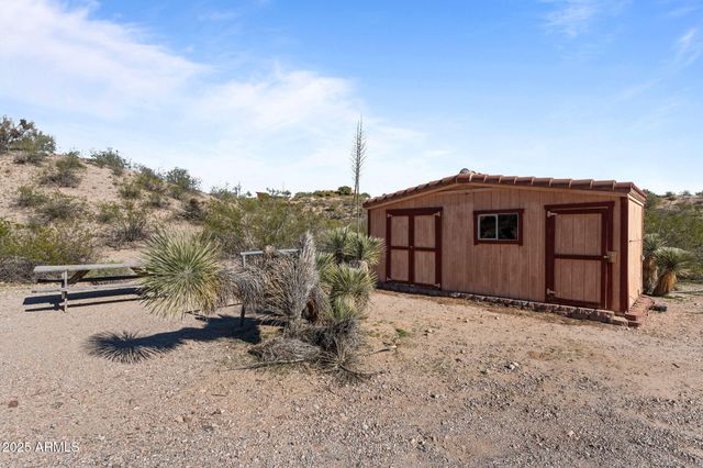 1526 W CHEROKEE Lane, Wickenburg, AZ 85390