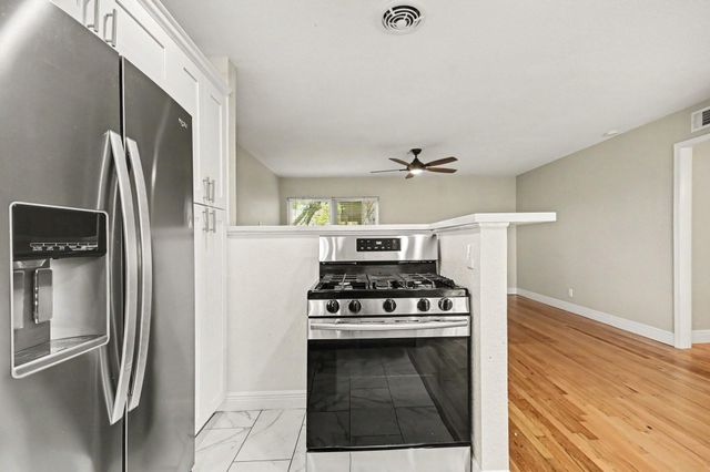 4020 Blue Bonnet Boulevard K, Houston, TX 77025