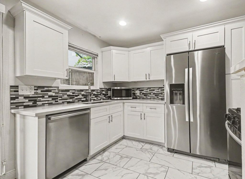 4020 Blue Bonnet Boulevard K, Houston, TX 77025