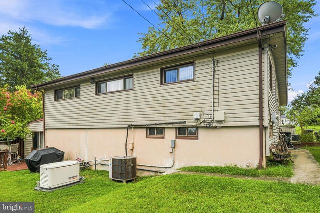 2900 TAMARACK CT, Baltimore, MD 21209