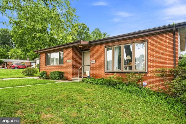 2900 TAMARACK CT, Baltimore, MD 21209