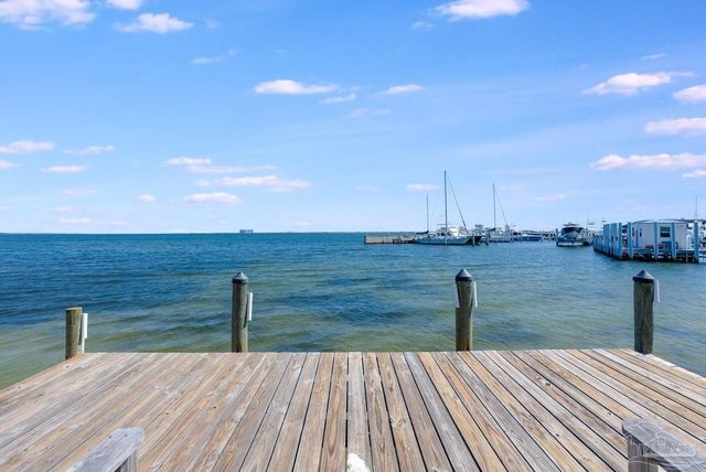 200 Pensacola Beach Rd D2, Gulf Breeze, FL 32561