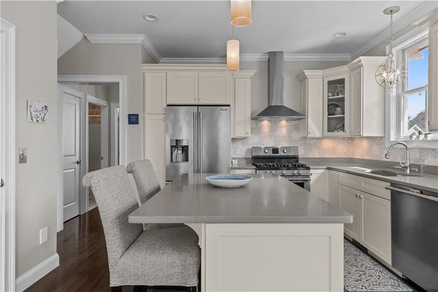 50 Kettle Point Avenue 50, East Providence, RI 02914