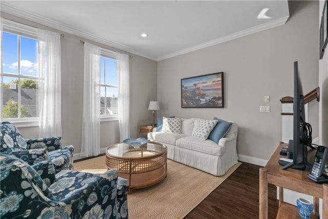 50 Kettle Point Avenue 50, East Providence, RI 02914