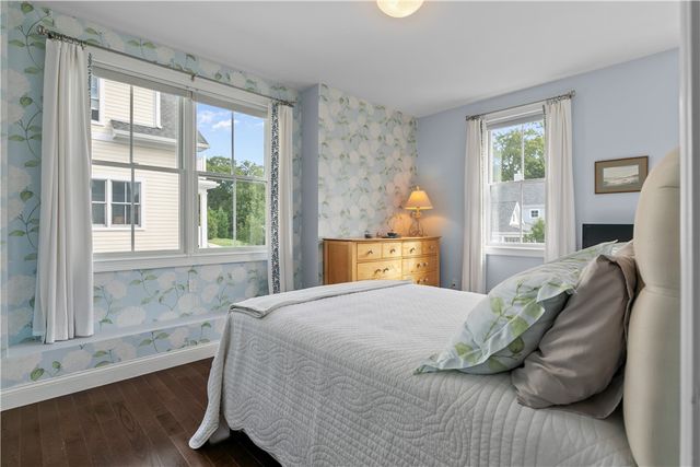 50 Kettle Point Avenue 50, East Providence, RI 02914