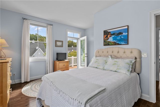 50 Kettle Point Avenue 50, East Providence, RI 02914