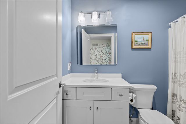 50 Kettle Point Avenue 50, East Providence, RI 02914