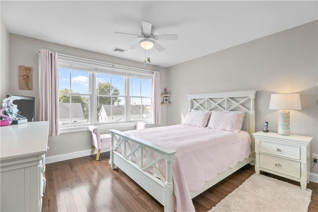 50 Kettle Point Avenue 50, East Providence, RI 02914