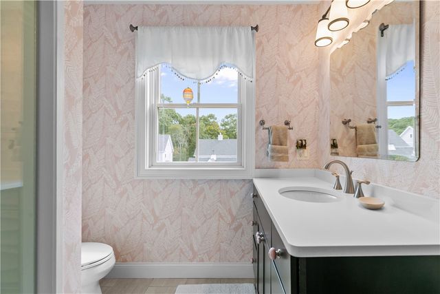 50 Kettle Point Avenue 50, East Providence, RI 02914