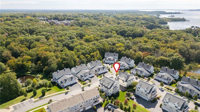 50 Kettle Point Avenue 50, East Providence, RI 02914