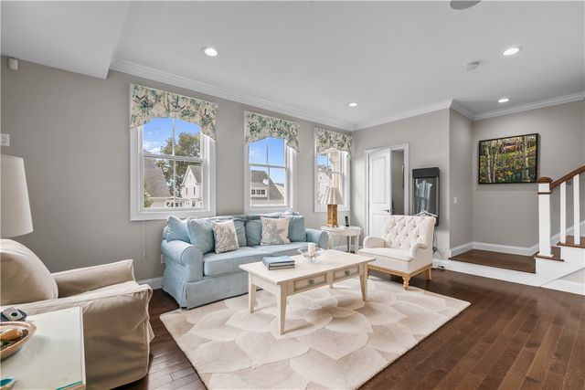 50 Kettle Point Avenue 50, East Providence, RI 02914