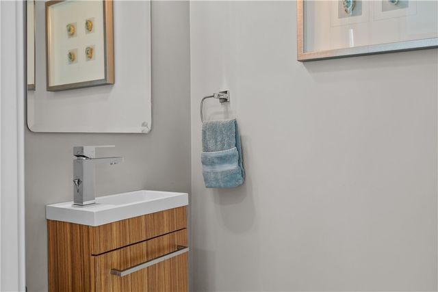 50 Kettle Point Avenue 50, East Providence, RI 02914